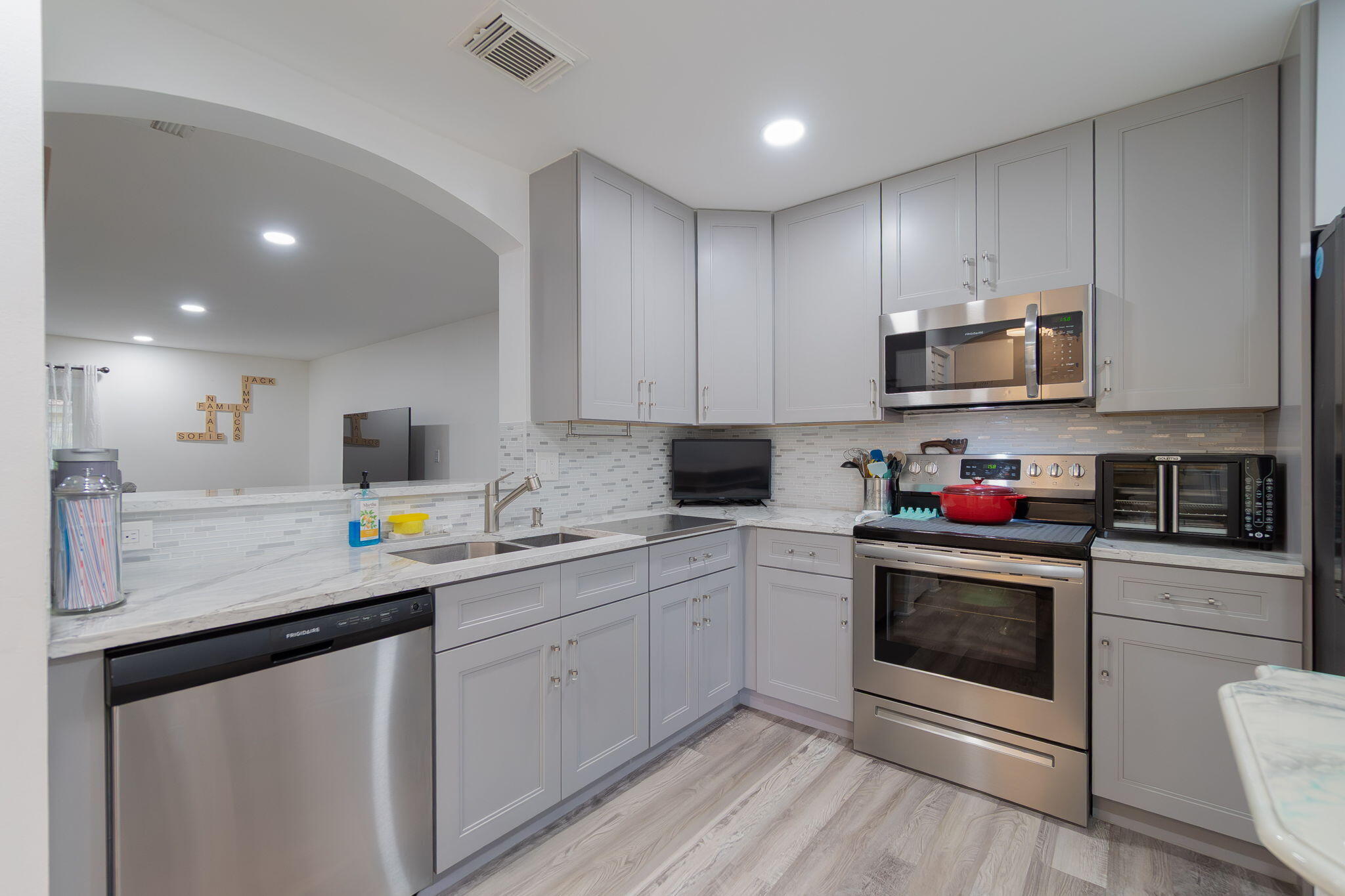 MELEAR - Residential