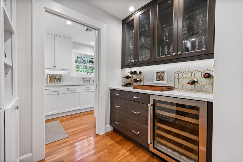 HOFMAN VILLAGE IN - Residential