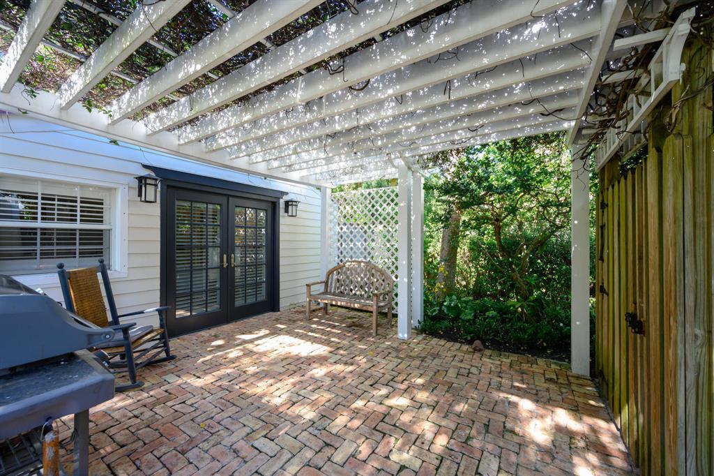 HOFMAN VILLAGE IN - Residential