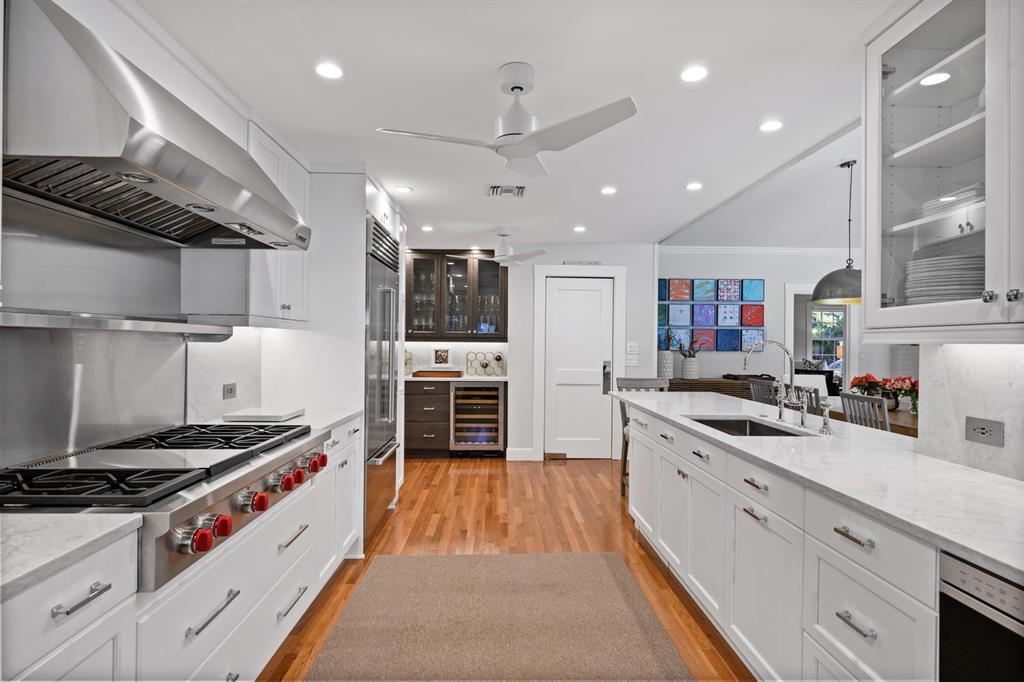 HOFMAN VILLAGE IN - Residential