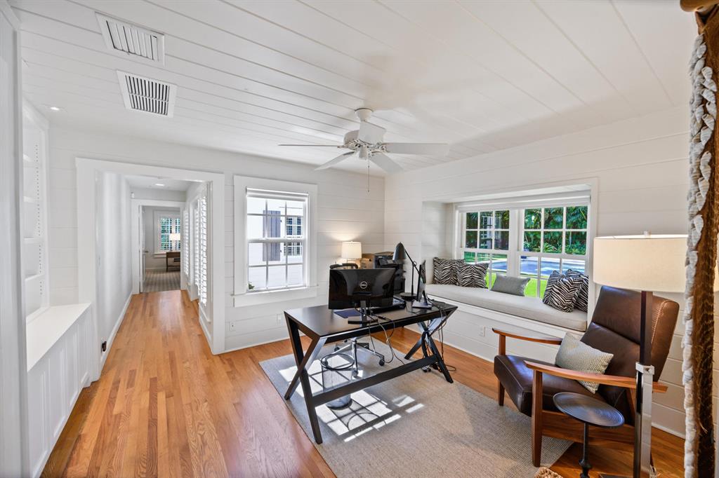 HOFMAN VILLAGE IN - Residential