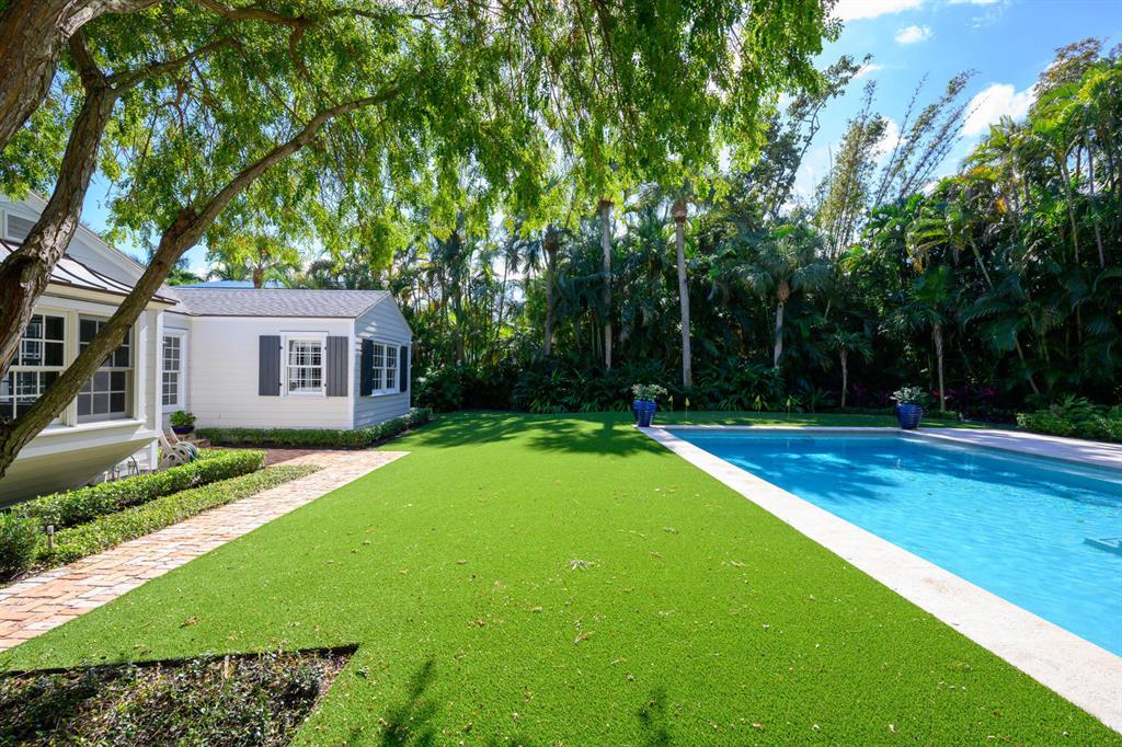 HOFMAN VILLAGE IN - Residential