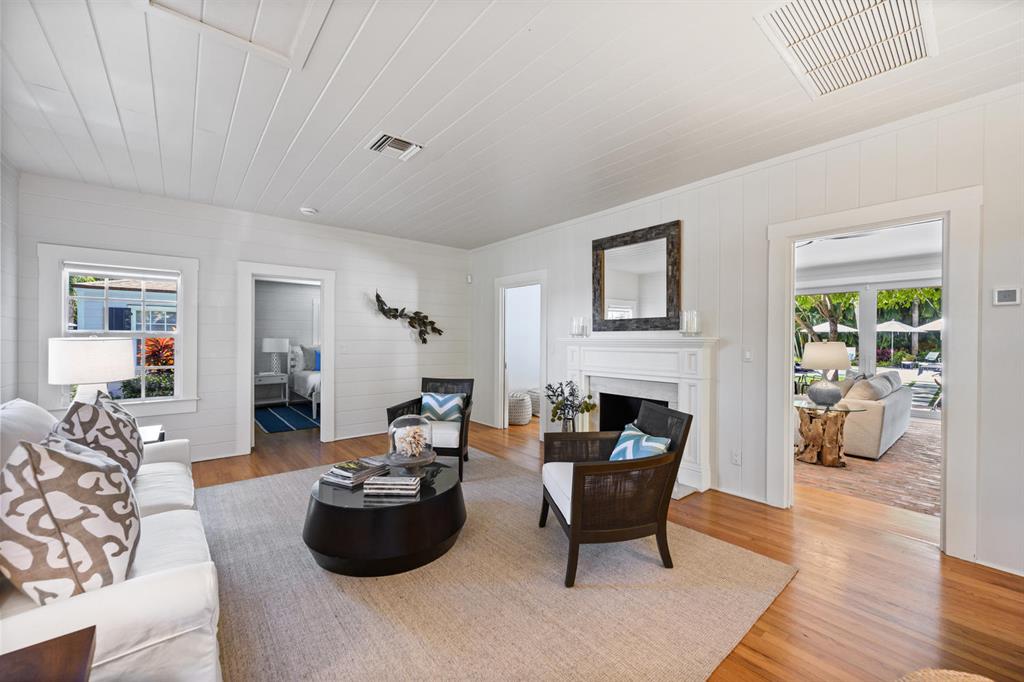 HOFMAN VILLAGE IN - Residential