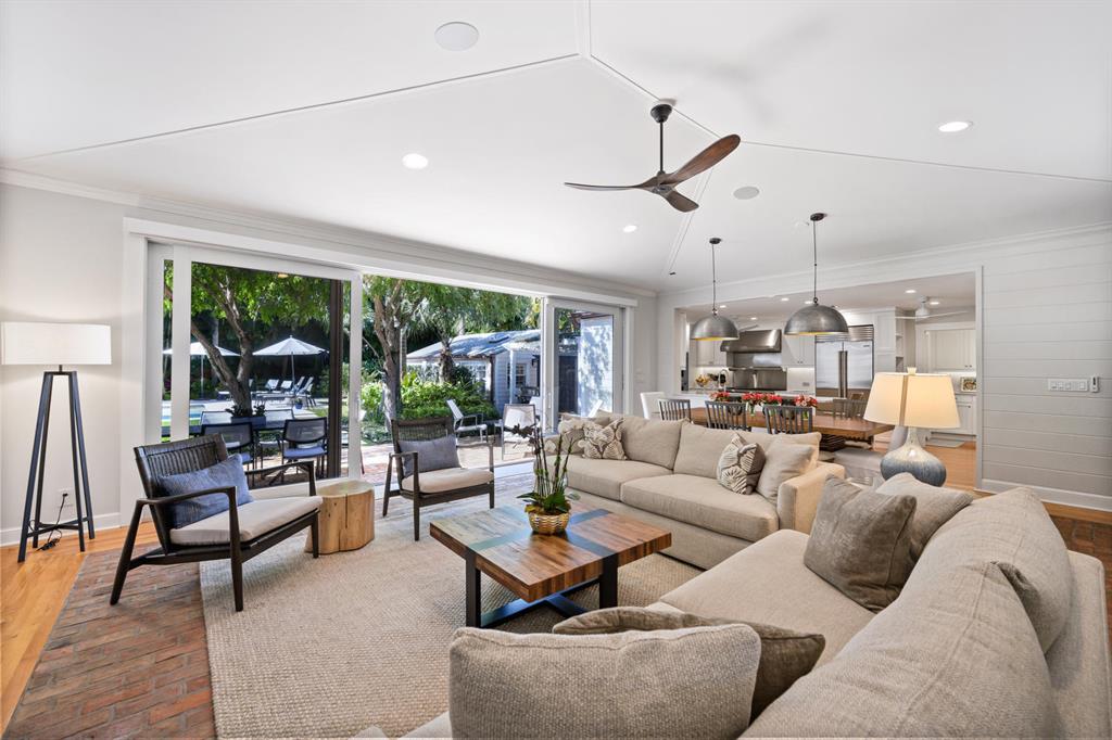 HOFMAN VILLAGE IN - Residential