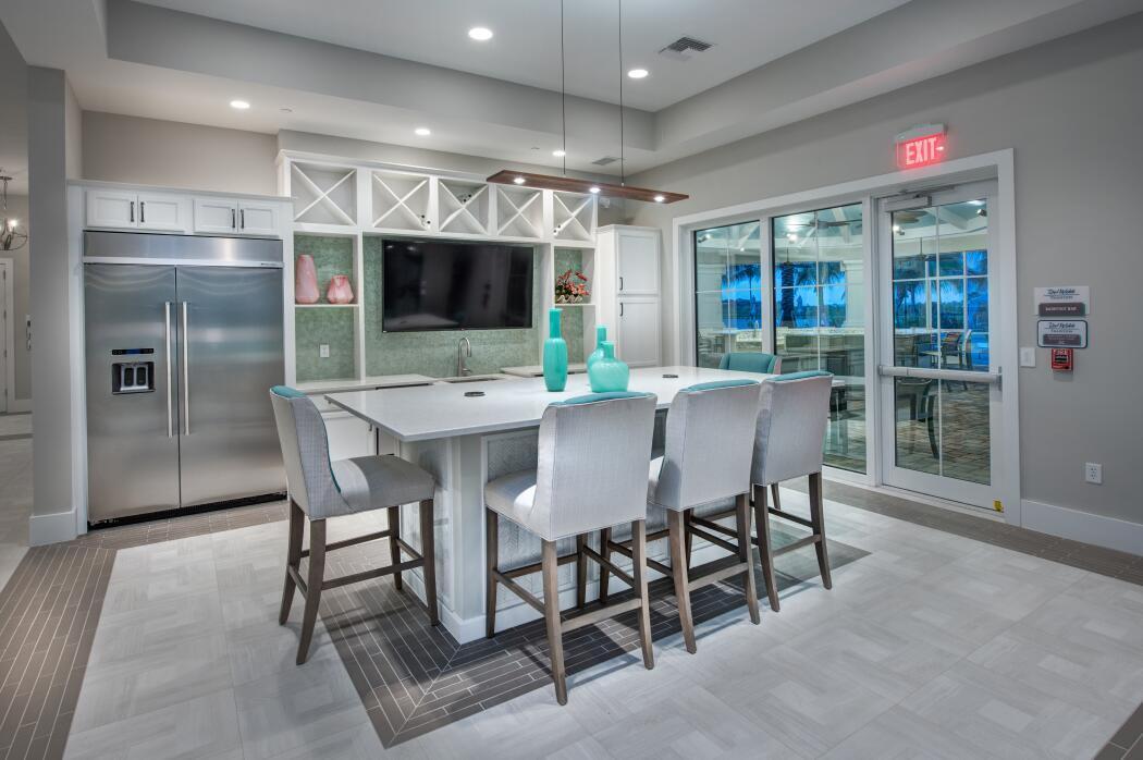 DEL WEBB TRADITION - Residential