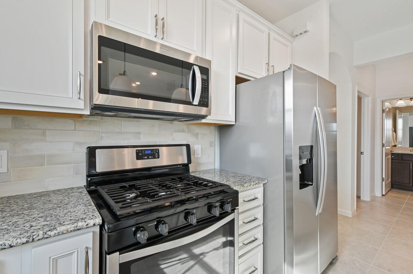 DEL WEBB TRADITION - Residential