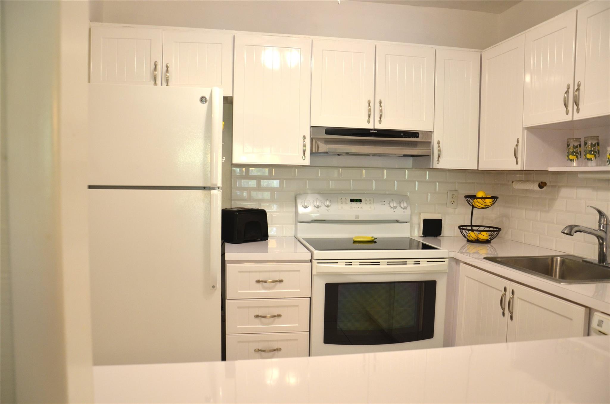 Barcelona Condo North Bld - Residential Lease