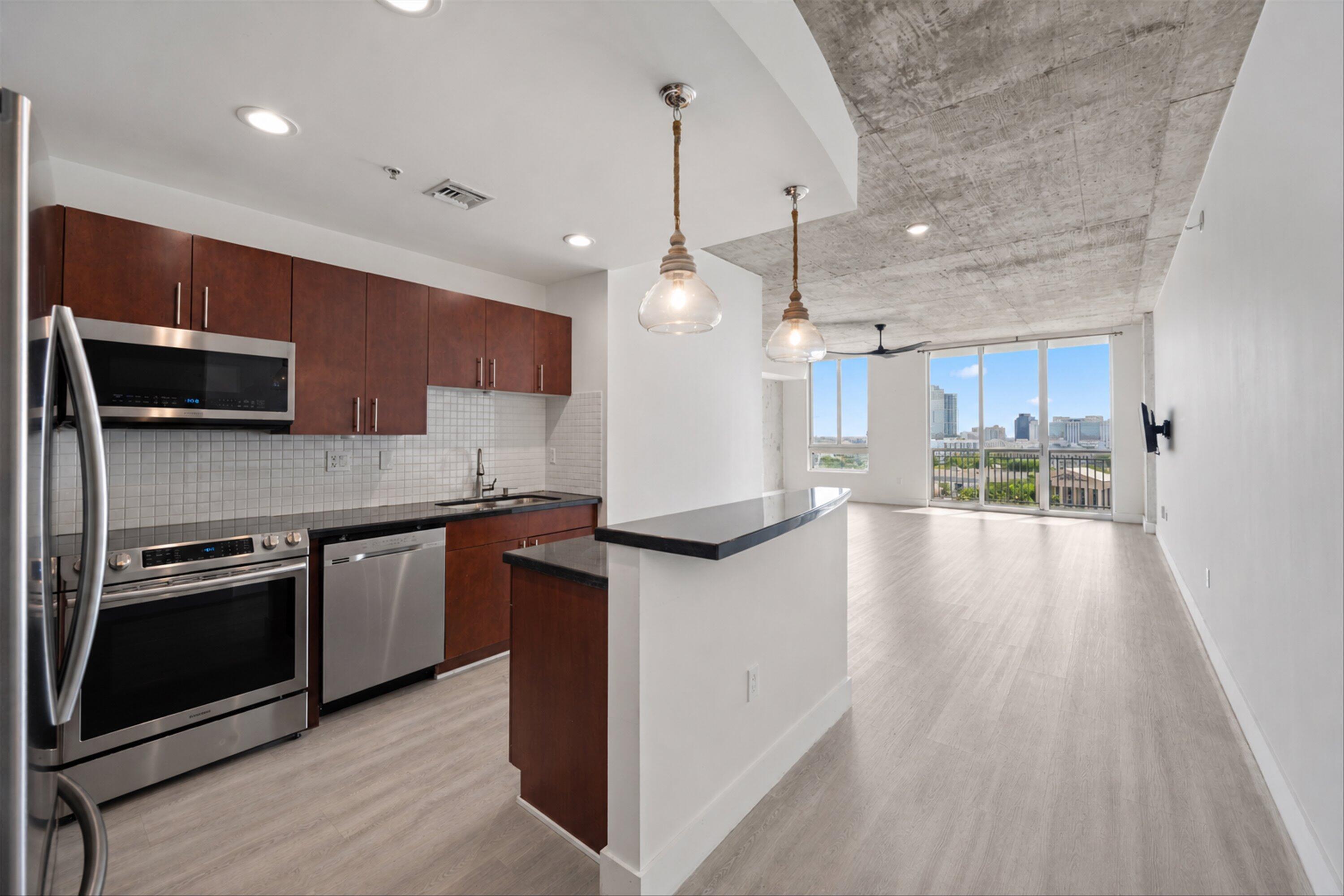 300 S Australian Avenue 1103