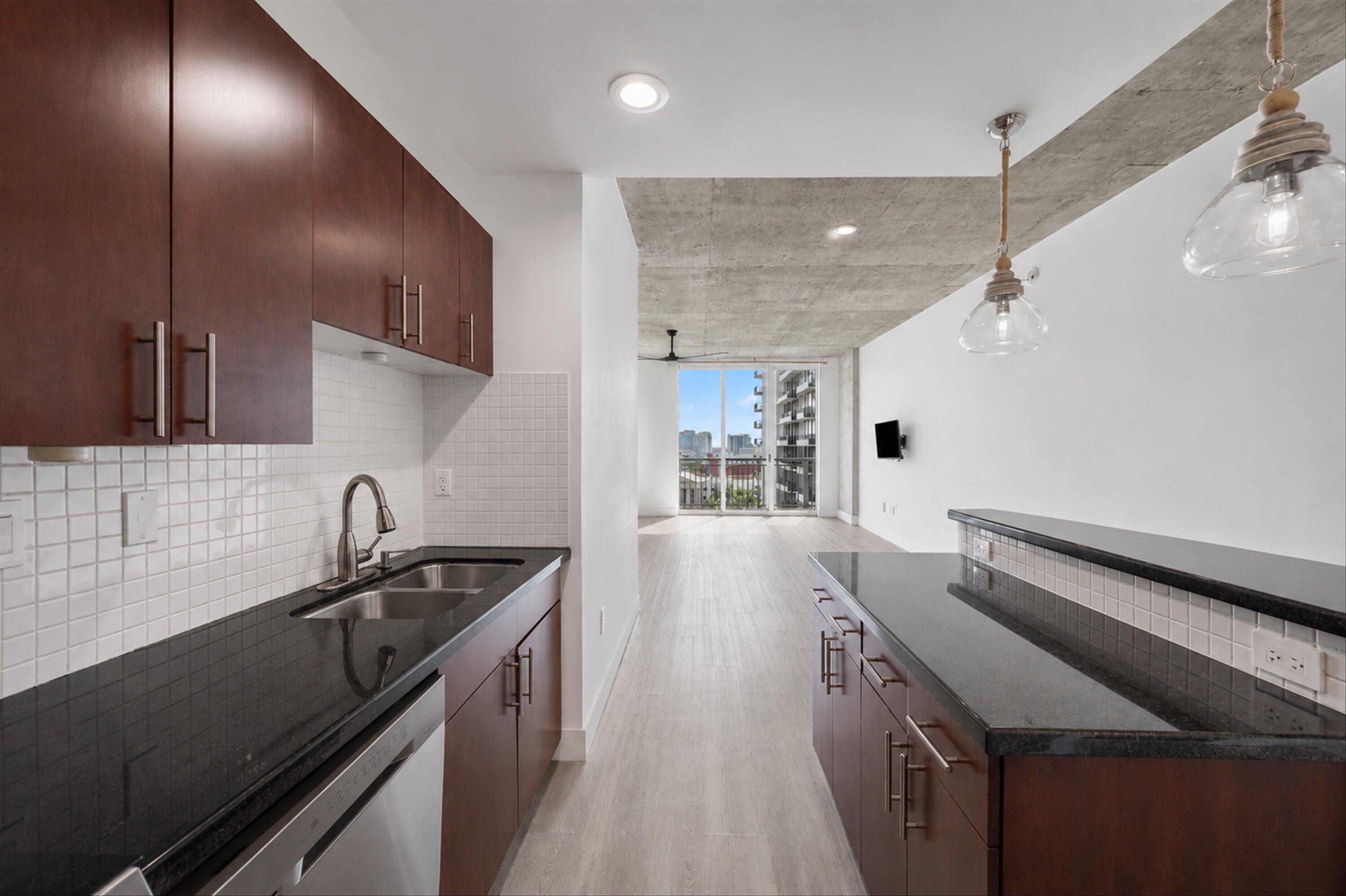 300 S Australian Avenue 1103