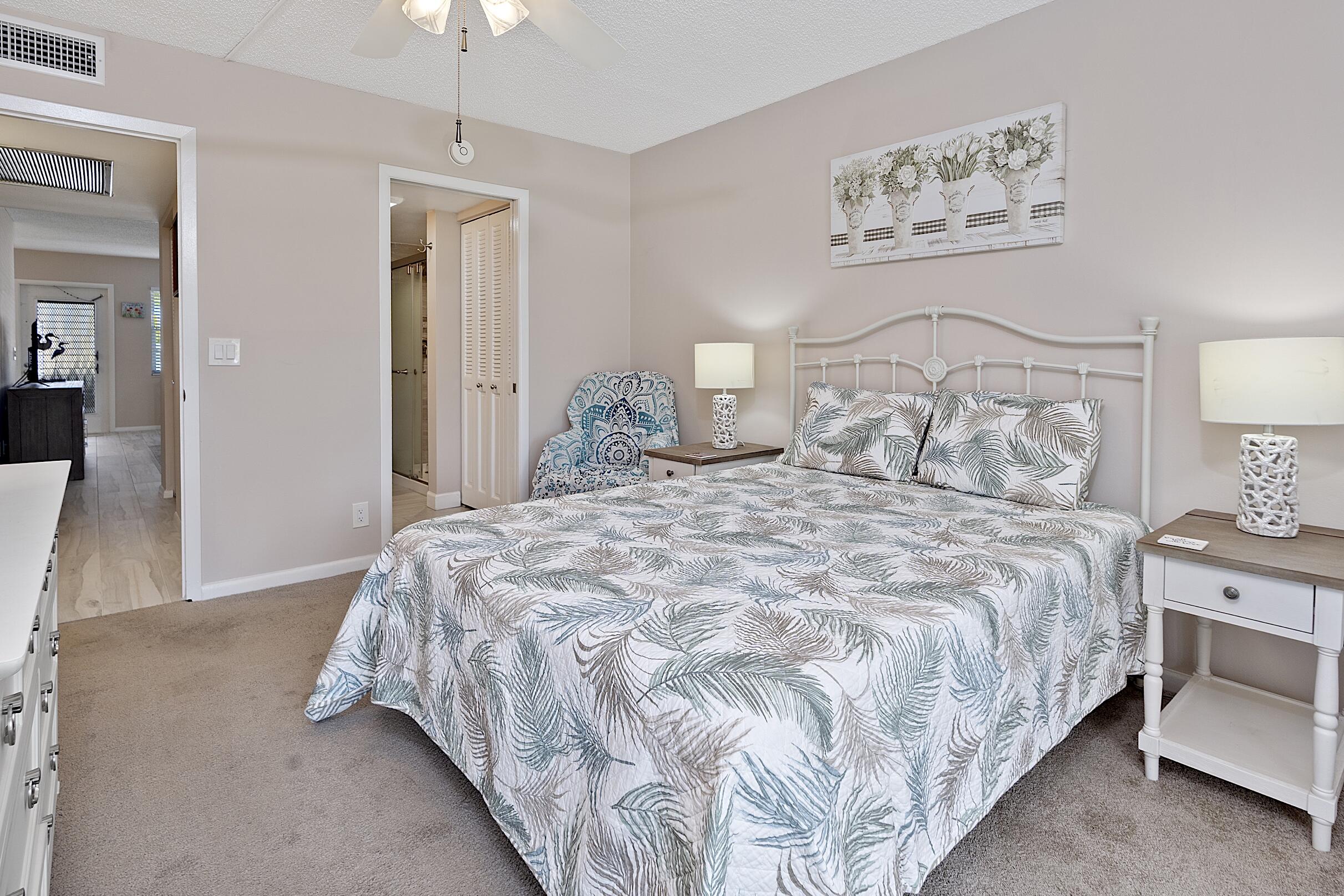 LINCOLN AT CENTURY VILLAGE CONDO - Residential Lease