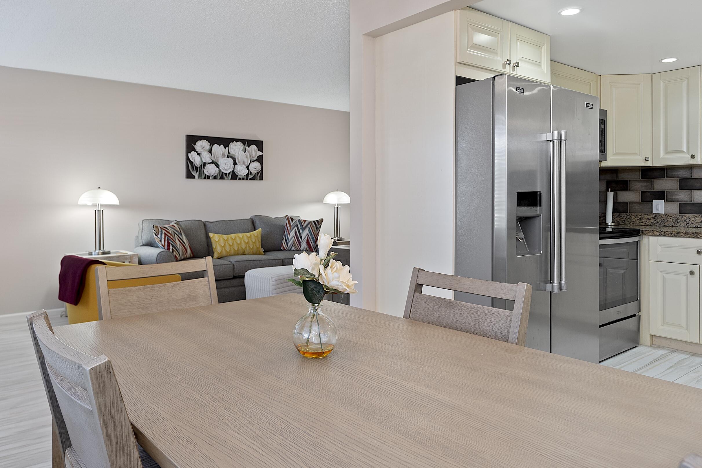 LINCOLN AT CENTURY VILLAGE CONDO - Residential Lease