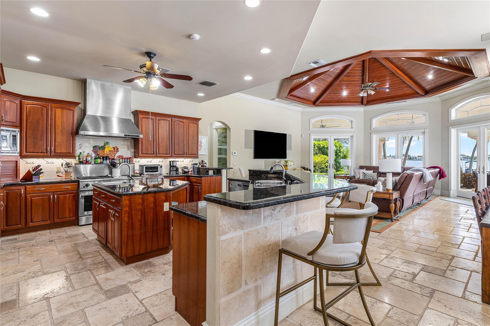 Acreage & Unrec - Residential Lease