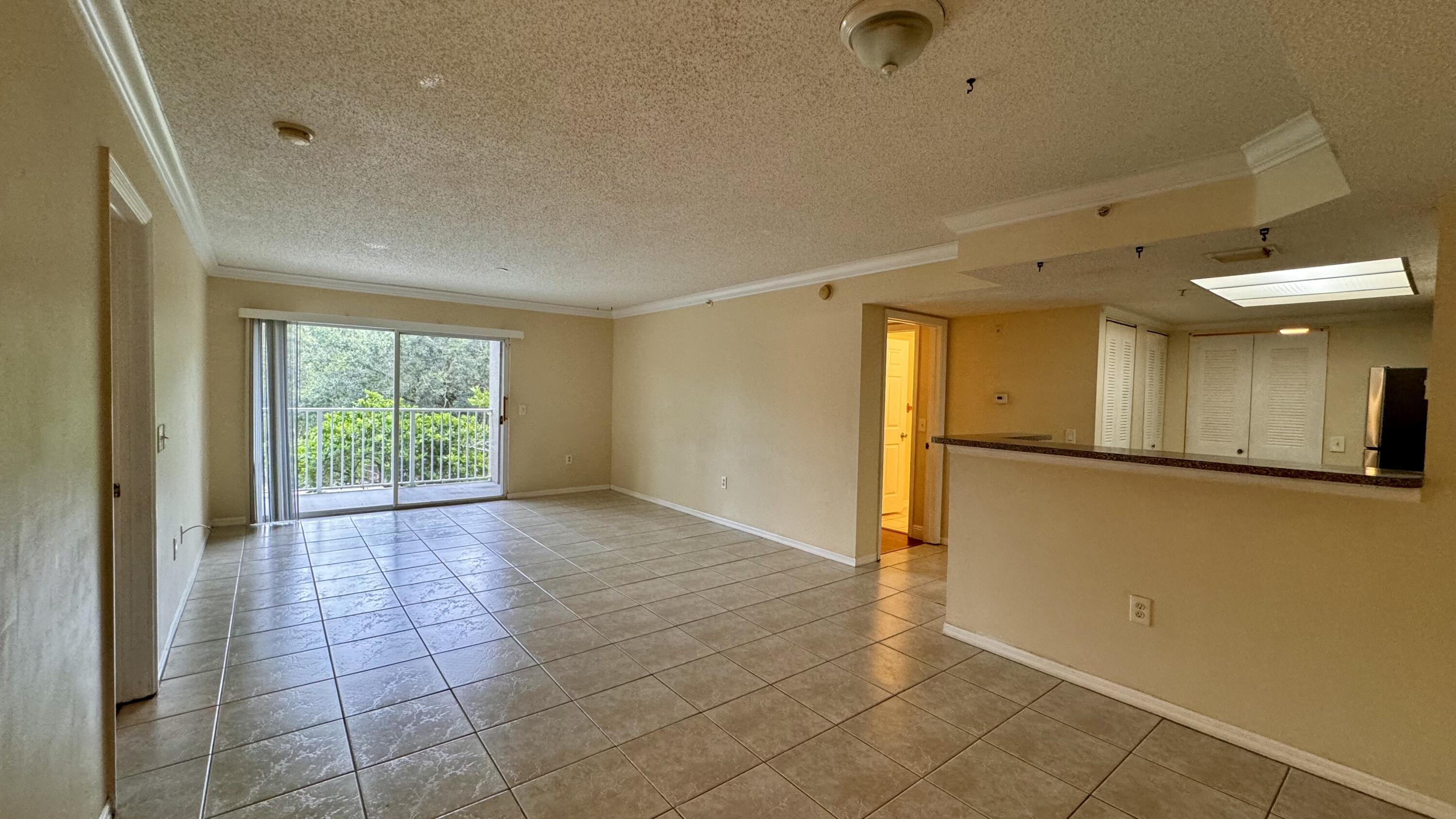 5055 Wiles Road 206