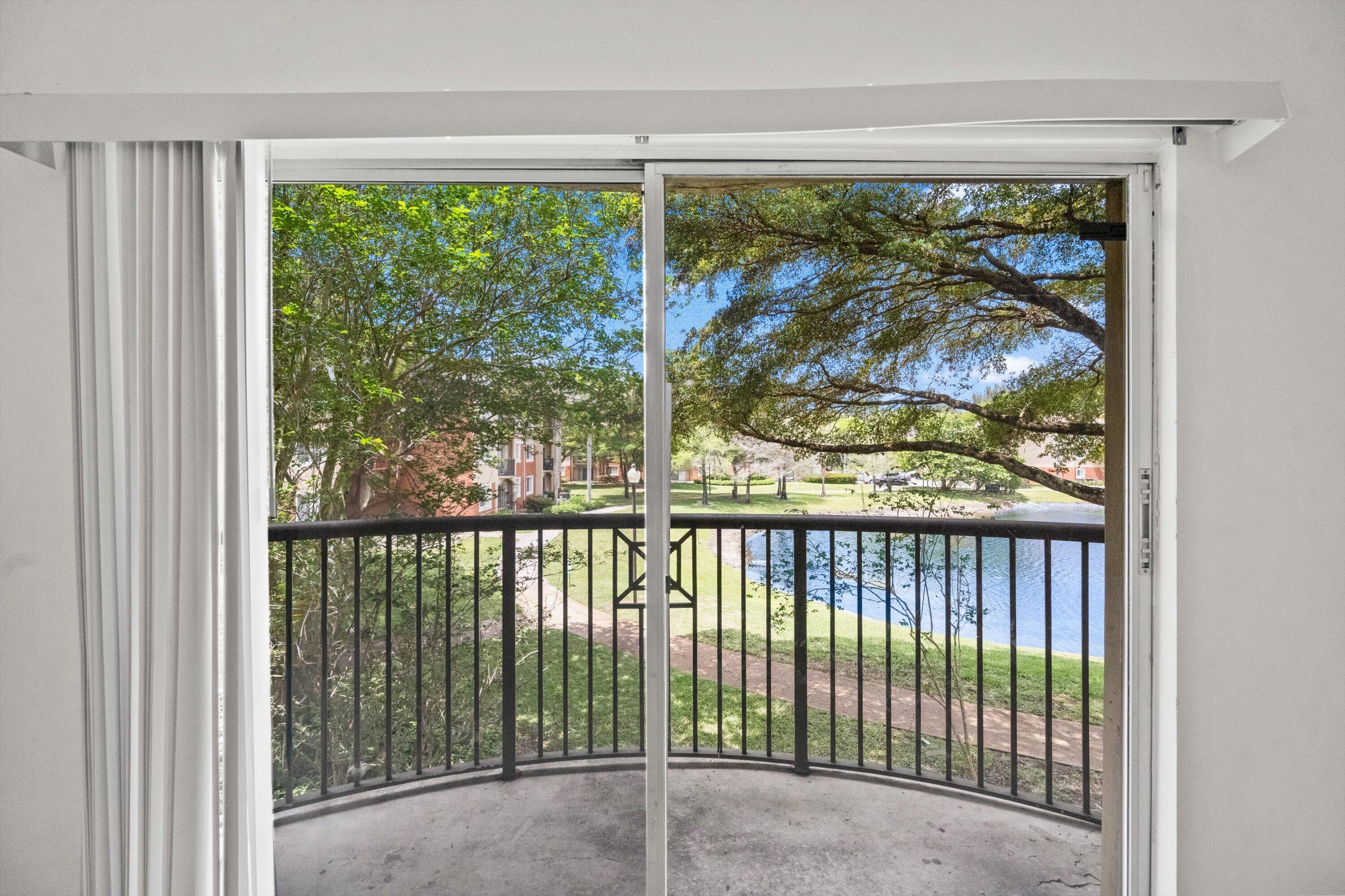 GRAND ISLES CONDO - Residential