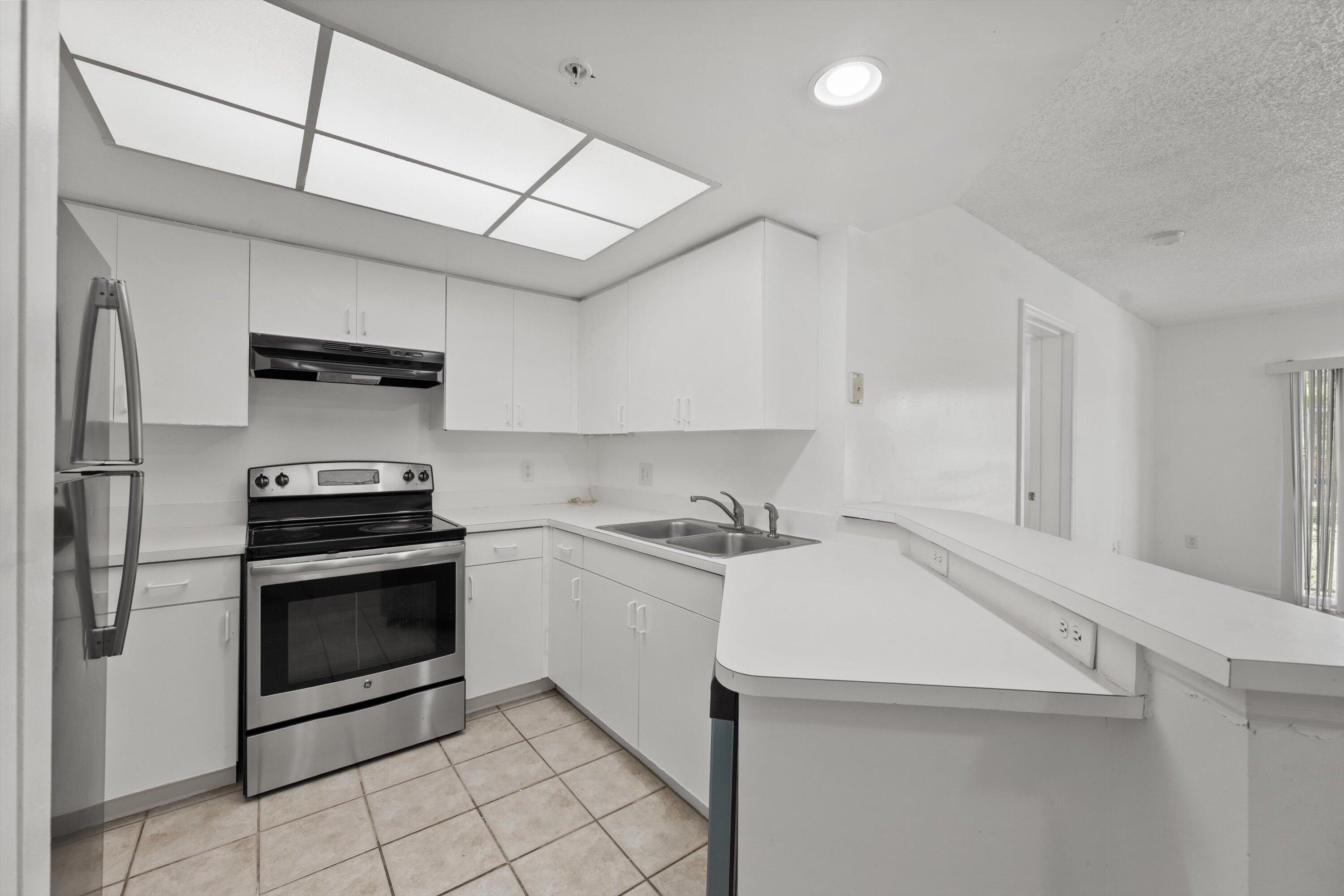 GRAND ISLES CONDO - Residential