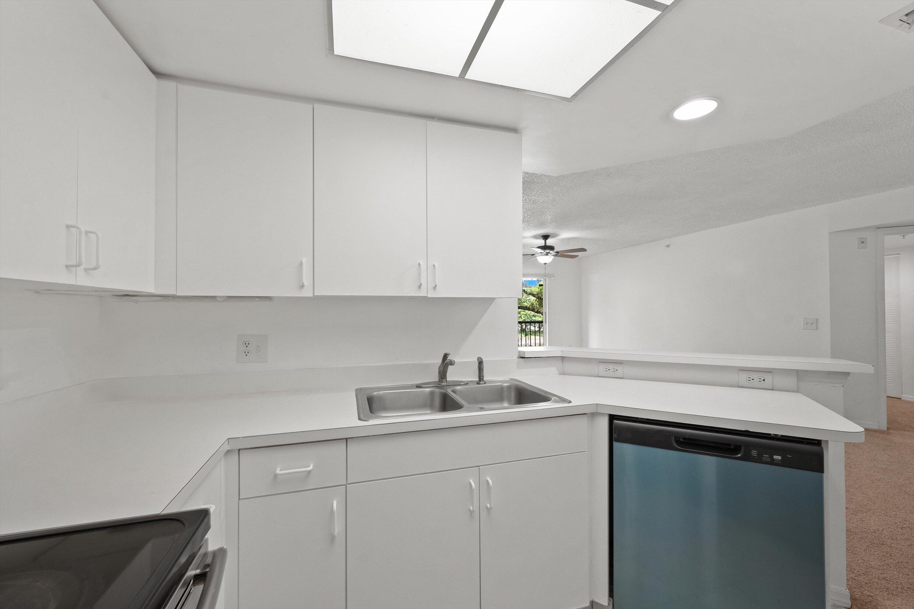 GRAND ISLES CONDO - Residential