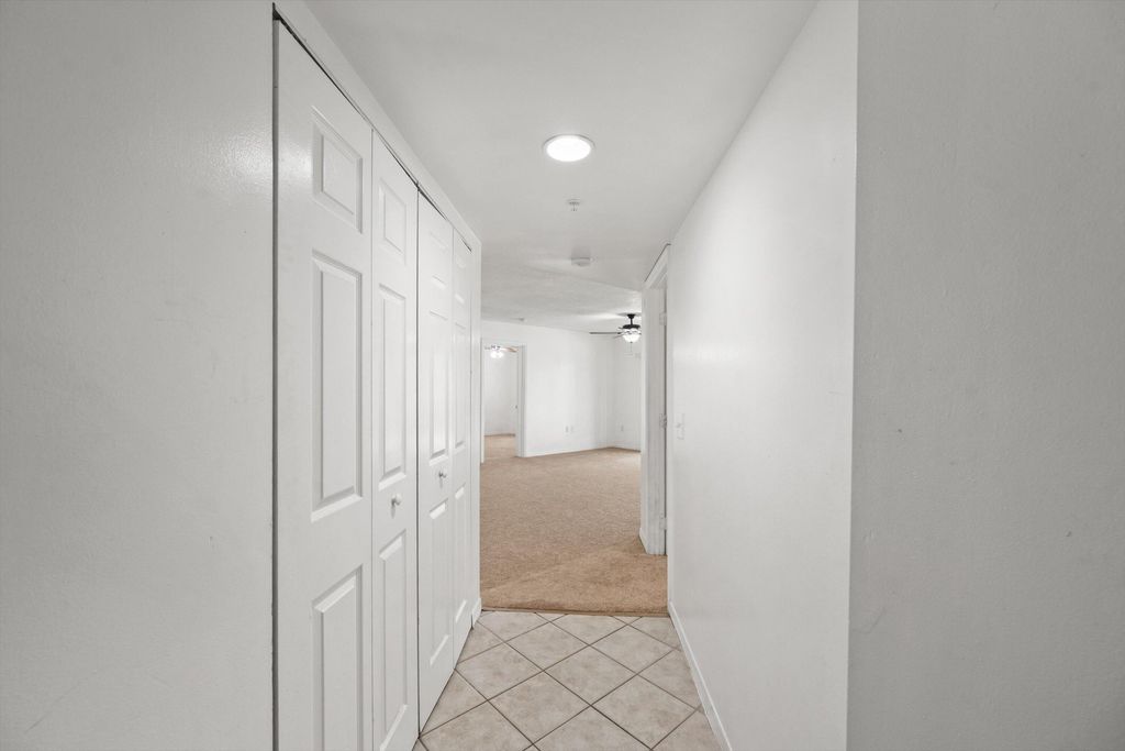 Photo of 4159 N Haverhill Road #1307, West Palm Beach, FL 33417 (MLS # B26023616)