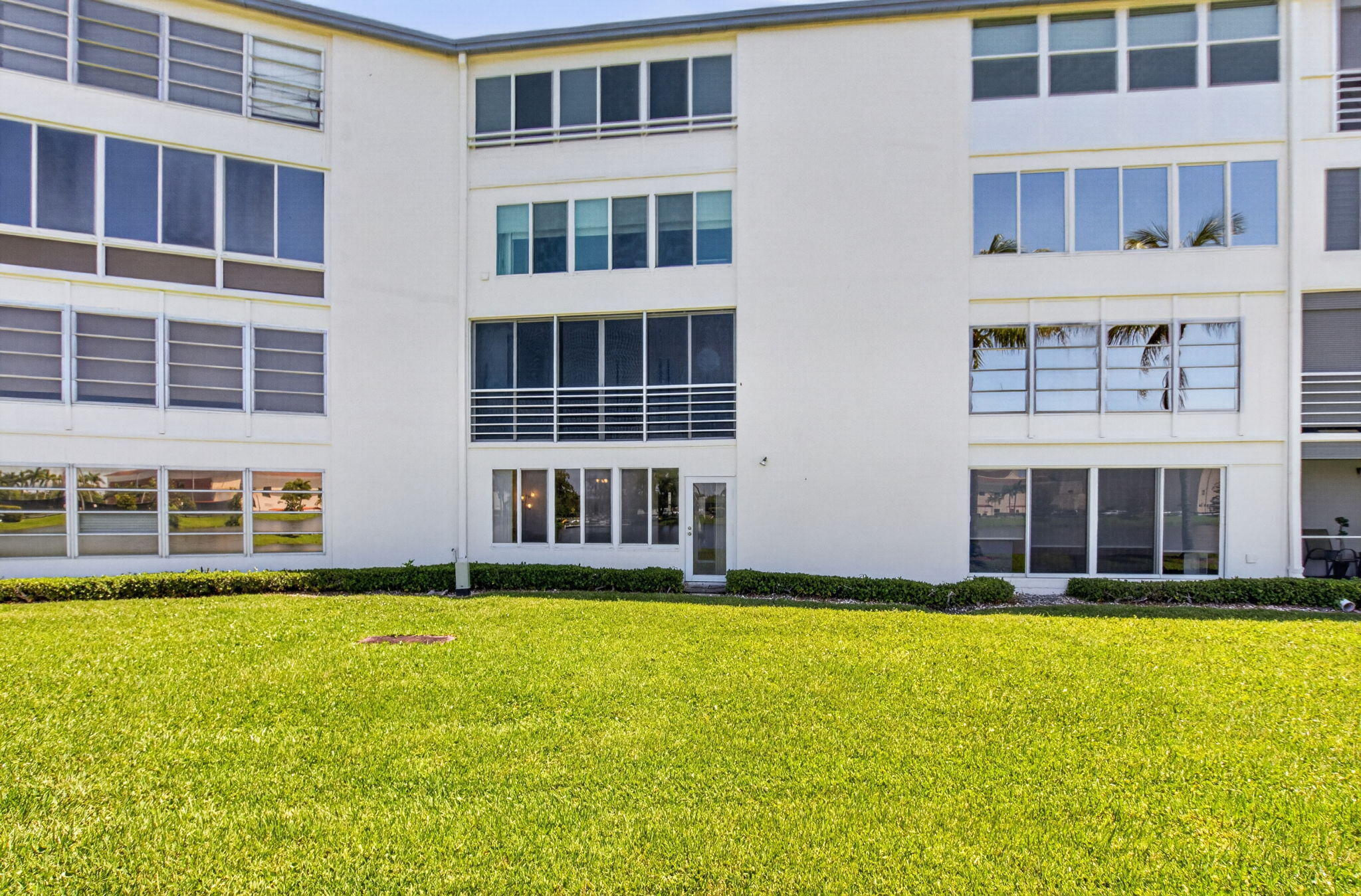 YARMOUTH AT CENTURY VILLAGE CONDO - Residential