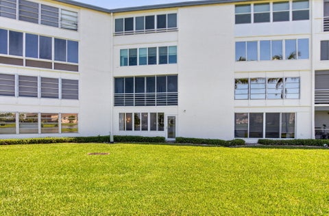 Tiny photo for 1027 Yarmouth Drive #B, Boca Raton, FL 33434 (MLS # B26027869)