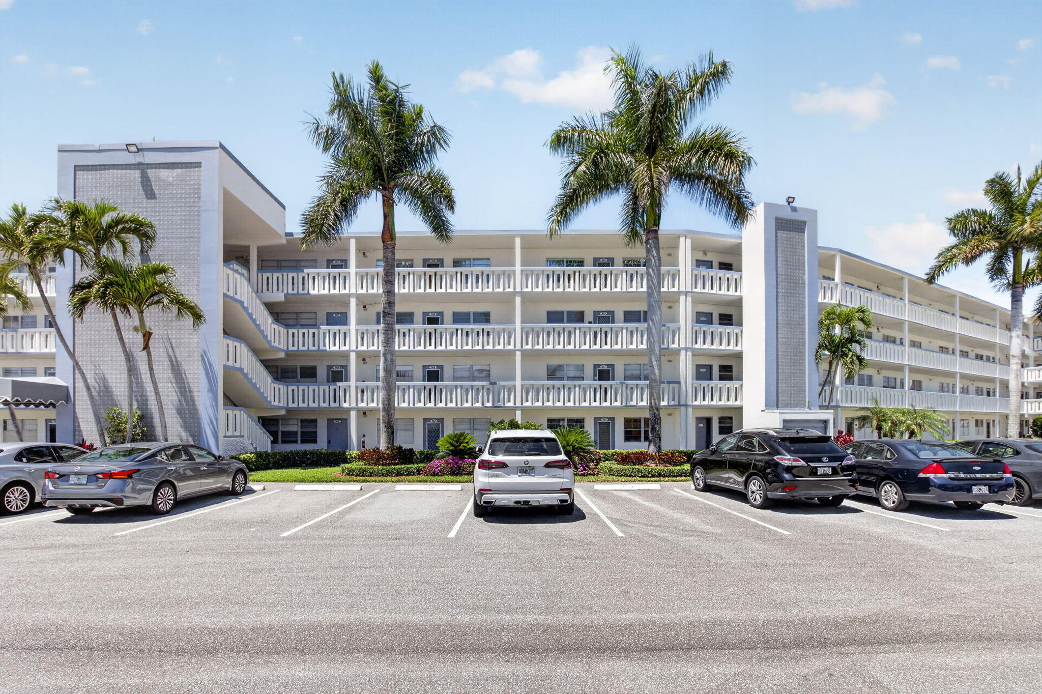 YARMOUTH AT CENTURY VILLAGE CONDO - Residential