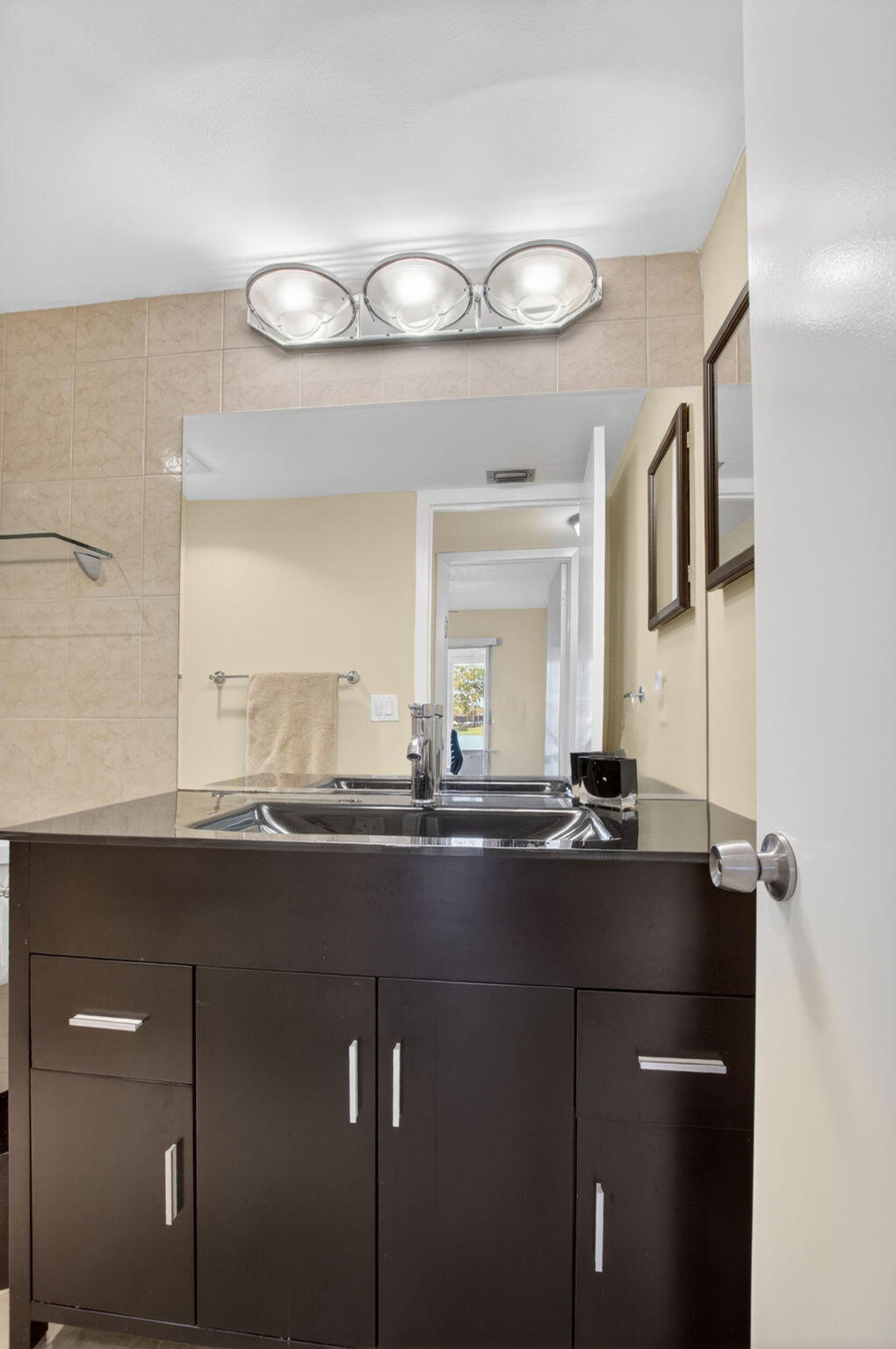YARMOUTH AT CENTURY VILLAGE CONDO - Residential