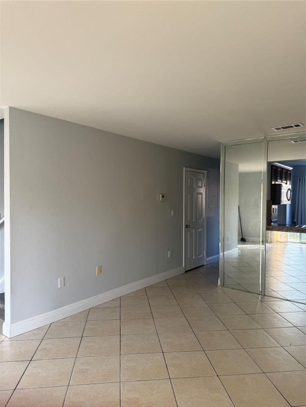 Photo of 320 E Palm Circle #320, Pembroke Pines, FL 33025 (MLS # F10543237)
