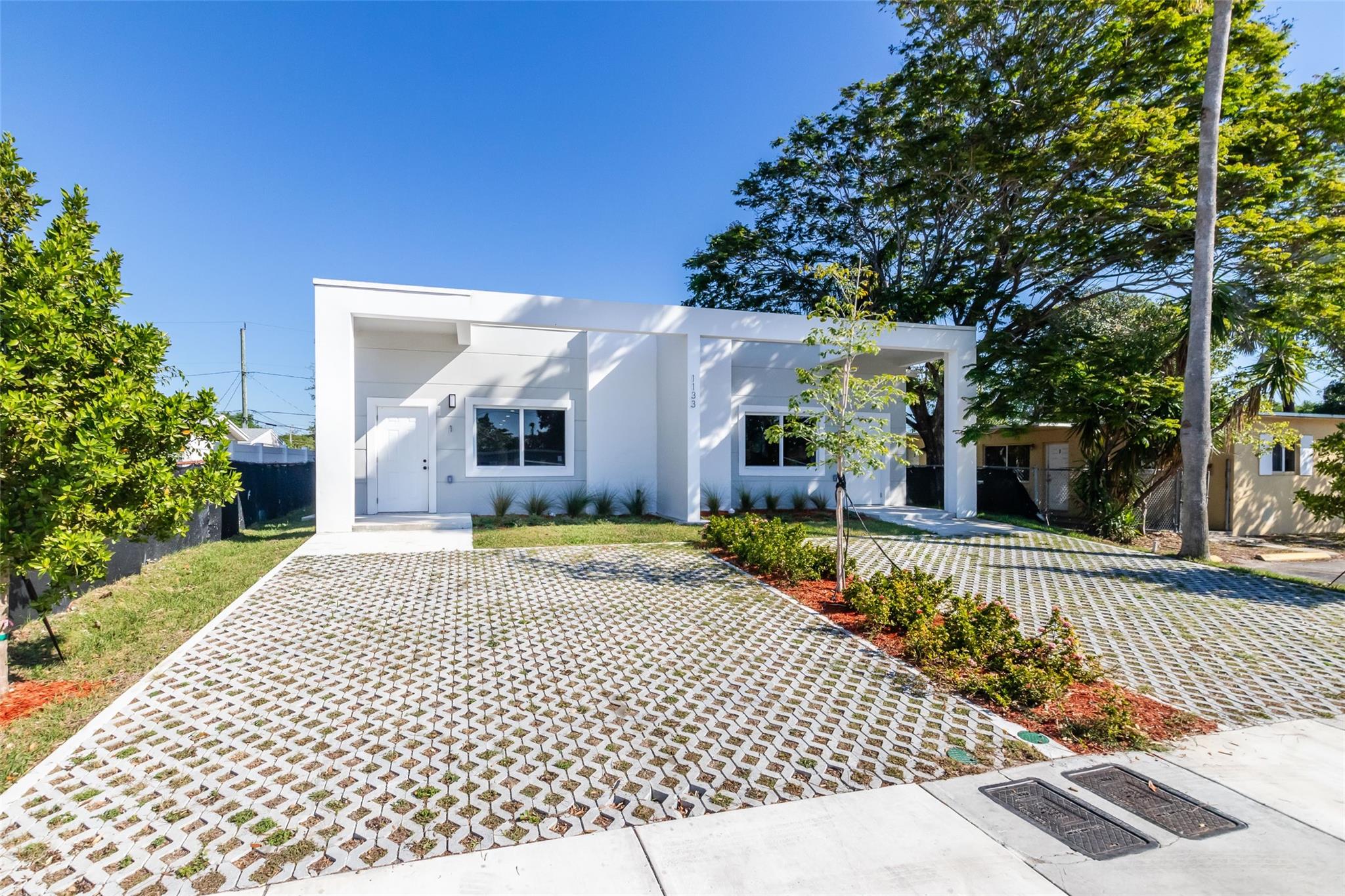 1133 NW 2nd Street