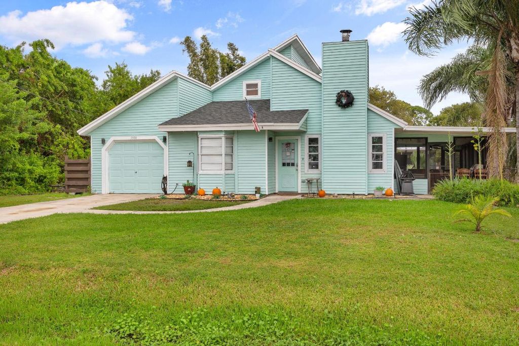 Photo of 5900 Bamboo Drive, Fort Pierce, FL 34982 (MLS # R10936611)