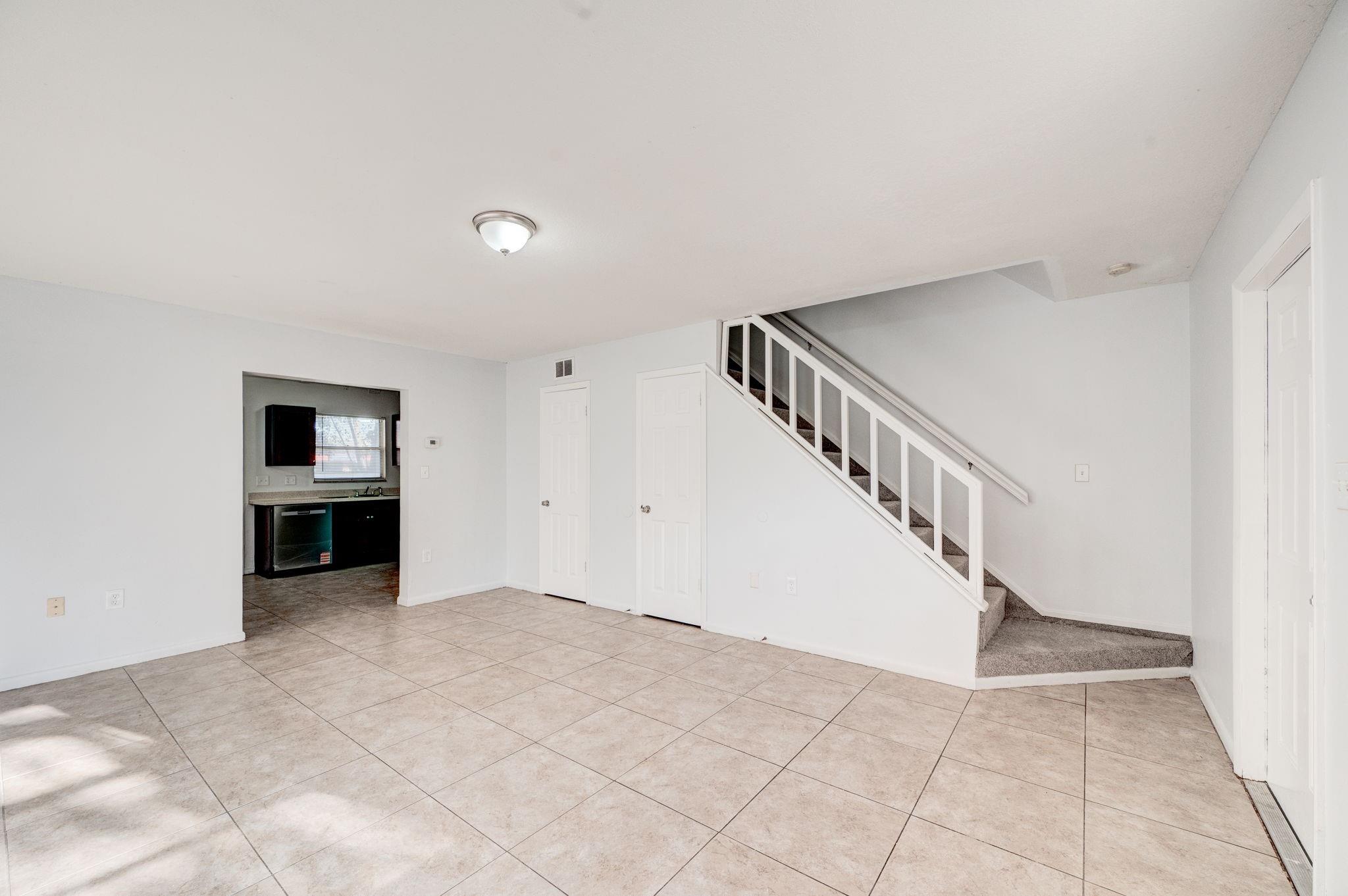 Southern Courtyards - Residential