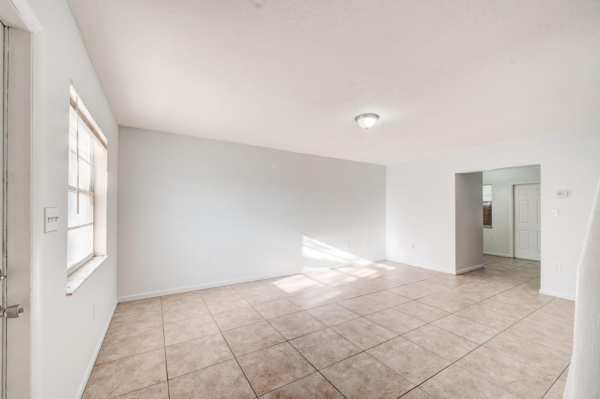 Southern Courtyards - Residential