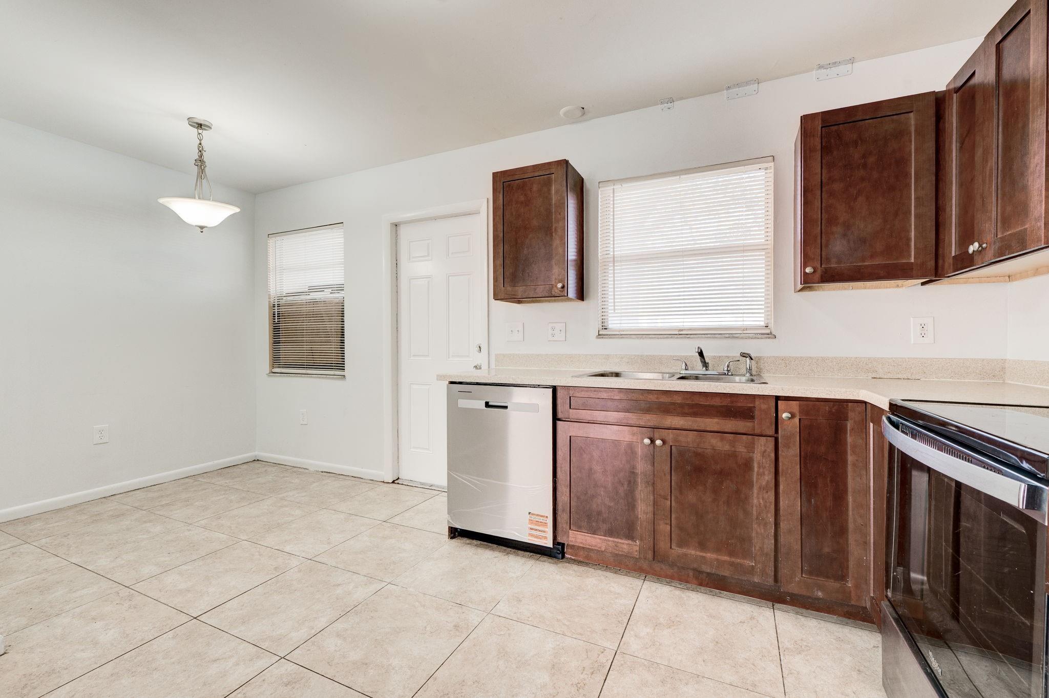 Southern Courtyards - Residential