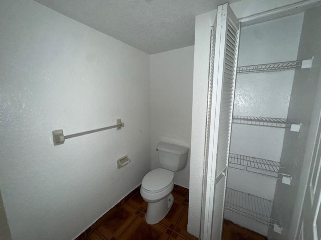 Fairway Lake 110-22 B - Residential Lease