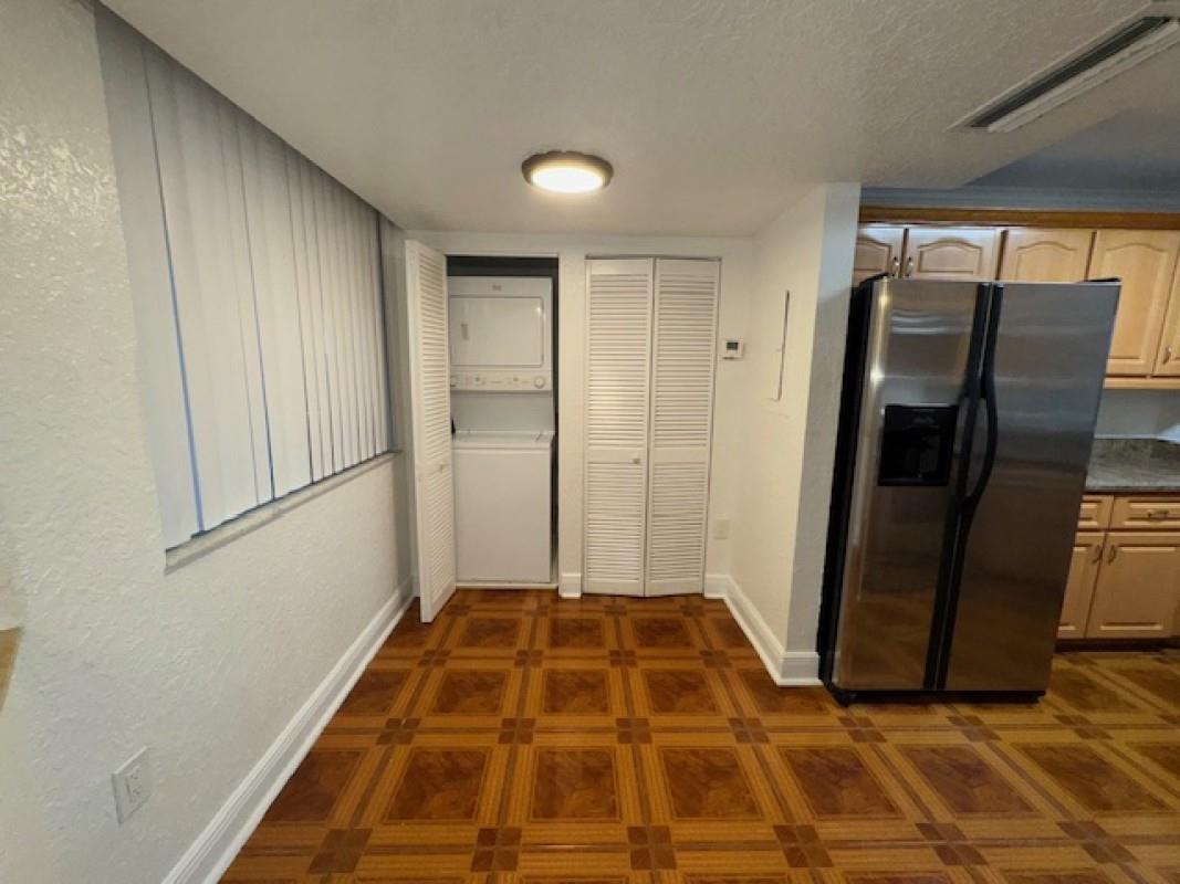 Fairway Lake 110-22 B - Residential Lease