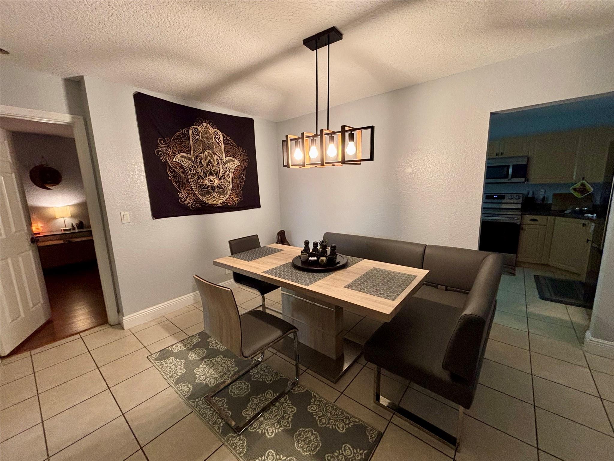2520 NW 49th Ter 732