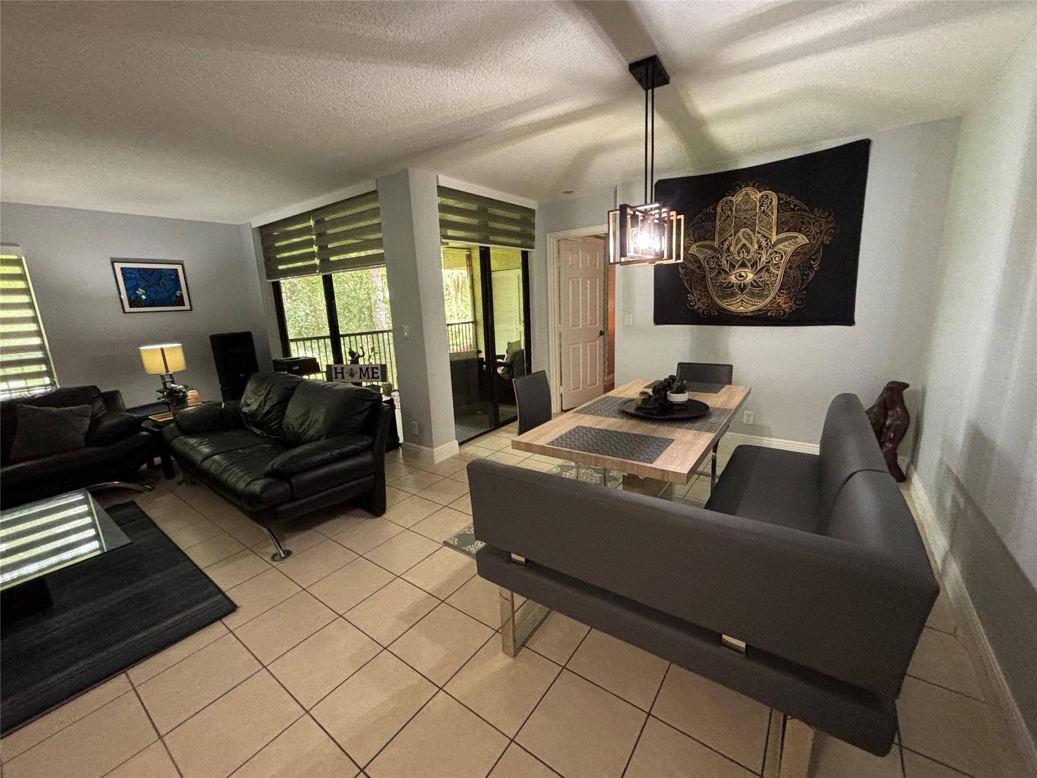 2520 NW 49th Ter 732