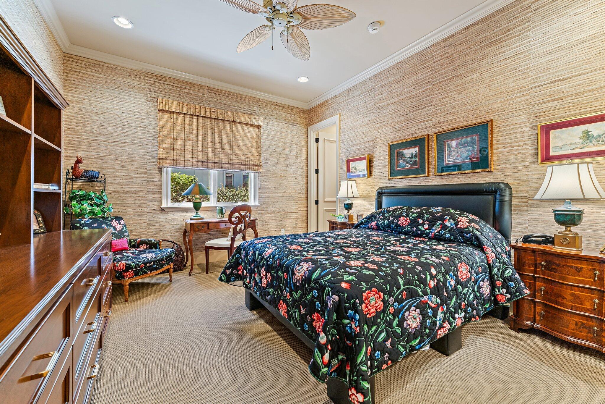 OLD PALM 4 - Residential