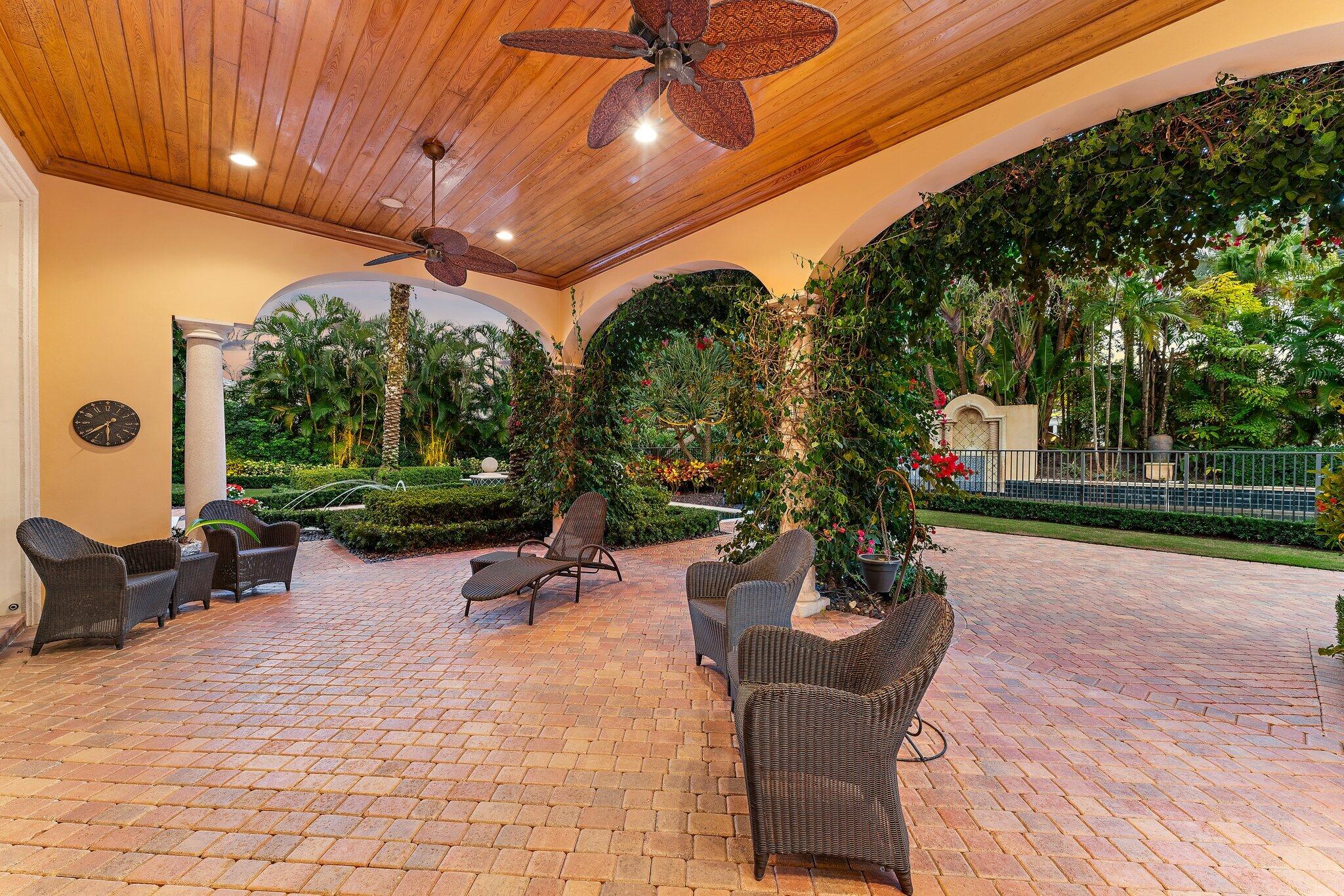 OLD PALM 4 - Residential