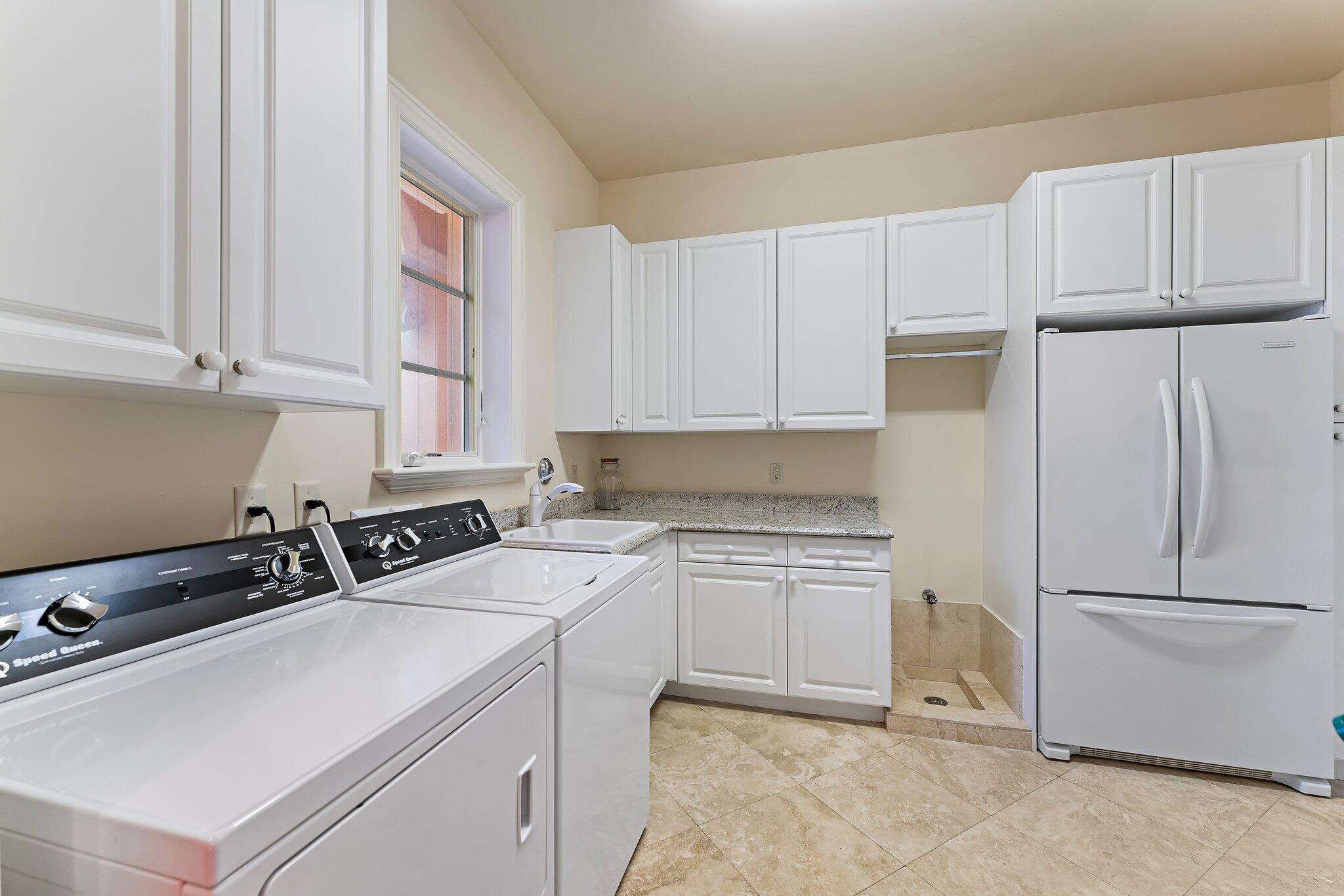 OLD PALM 4 - Residential