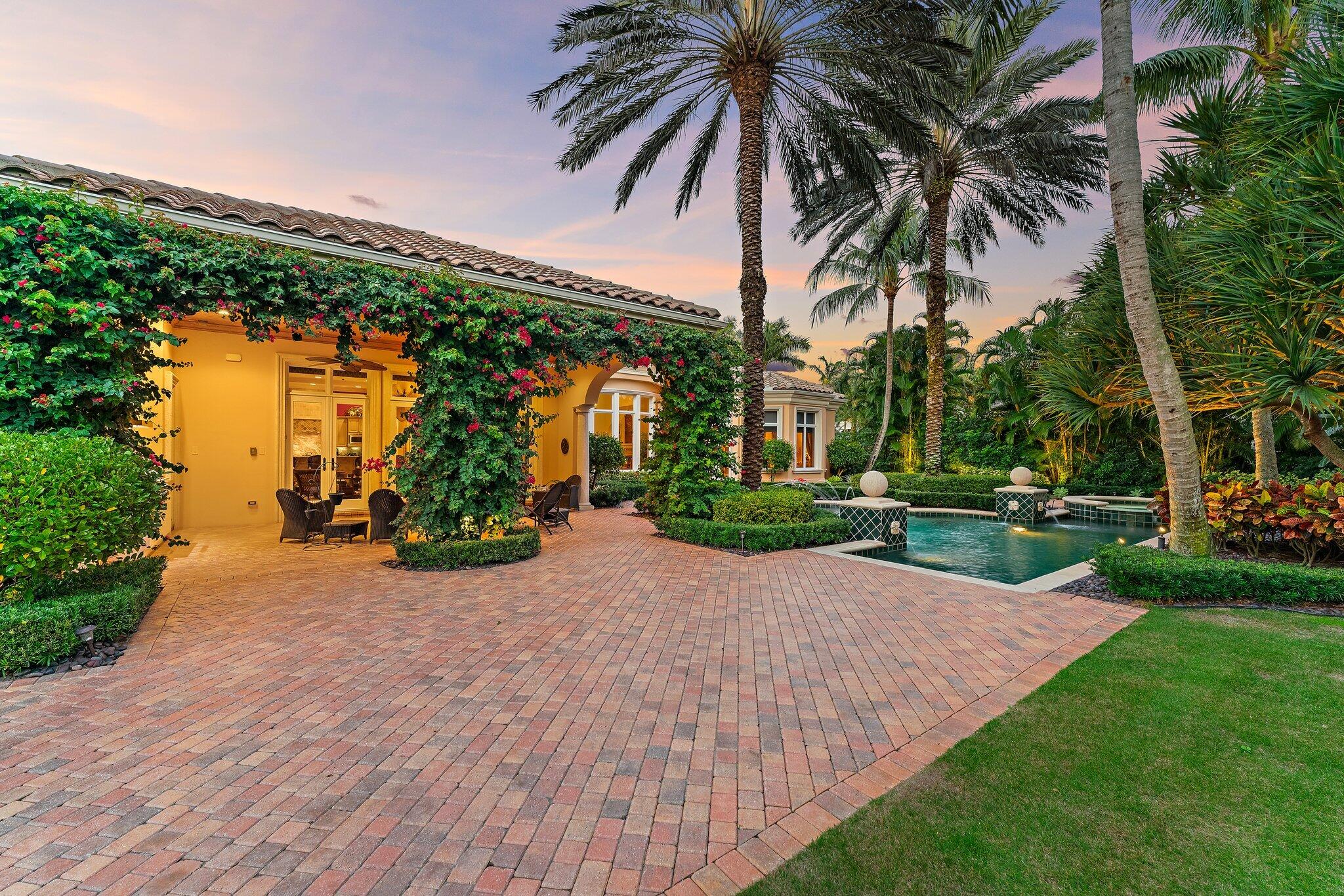 OLD PALM 4 - Residential