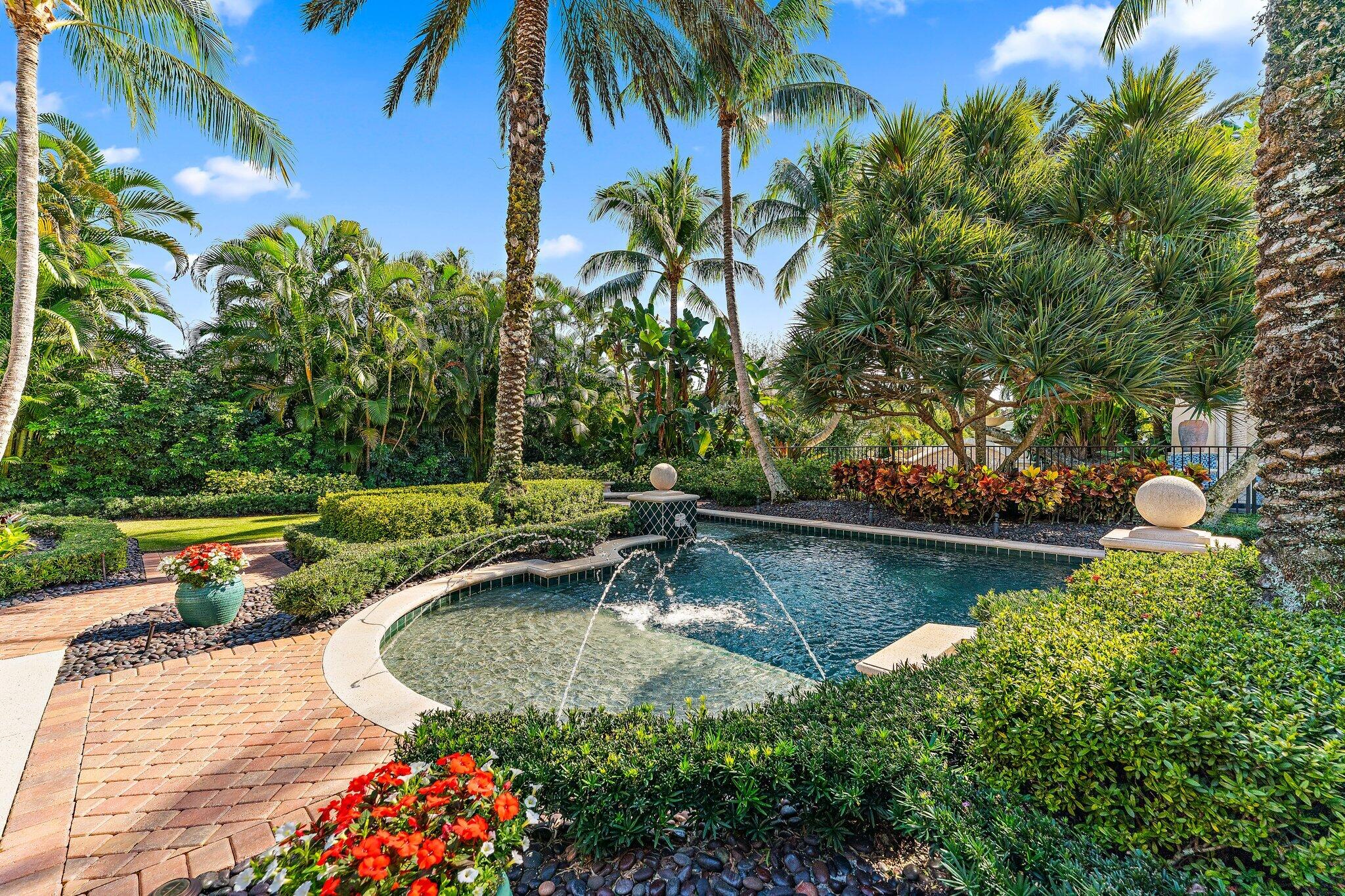 OLD PALM 4 - Residential