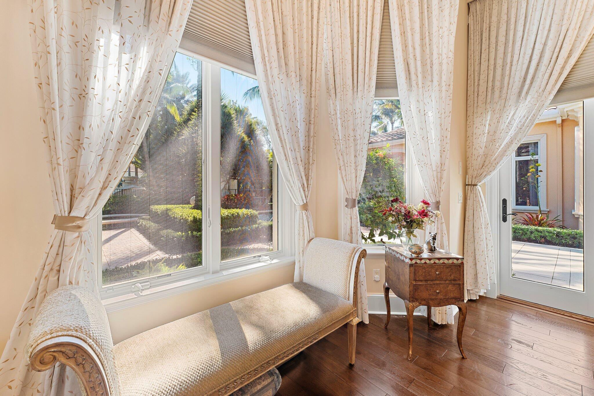 OLD PALM 4 - Residential