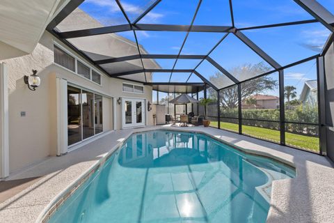 A home in Hutchinson Island