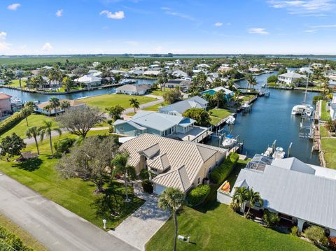 A home in Hutchinson Island