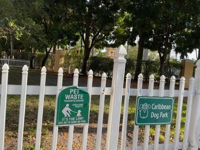 HYPOLUXOS MARINERS CAY CO - Residential Lease