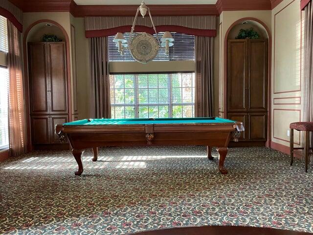 HYPOLUXOS MARINERS CAY CO - Residential Lease