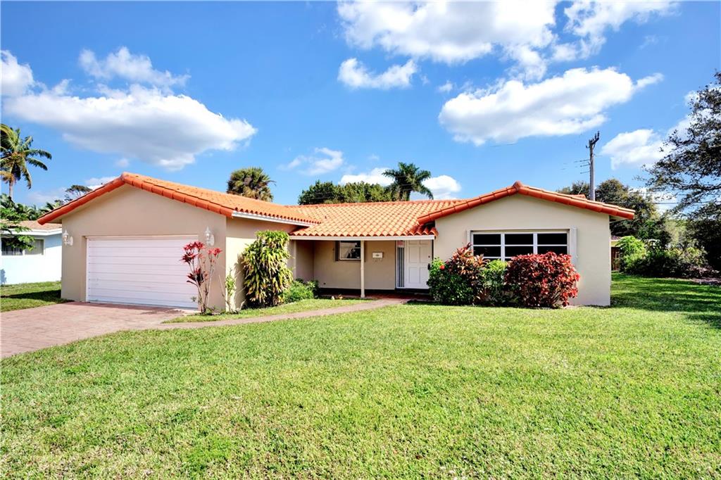 COUNTRY CLUB VILLAGE SEC - Residential