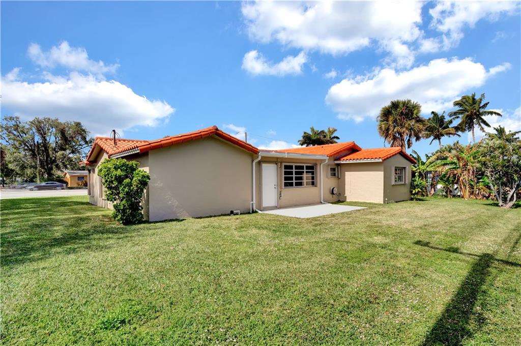 COUNTRY CLUB VILLAGE SEC - Residential