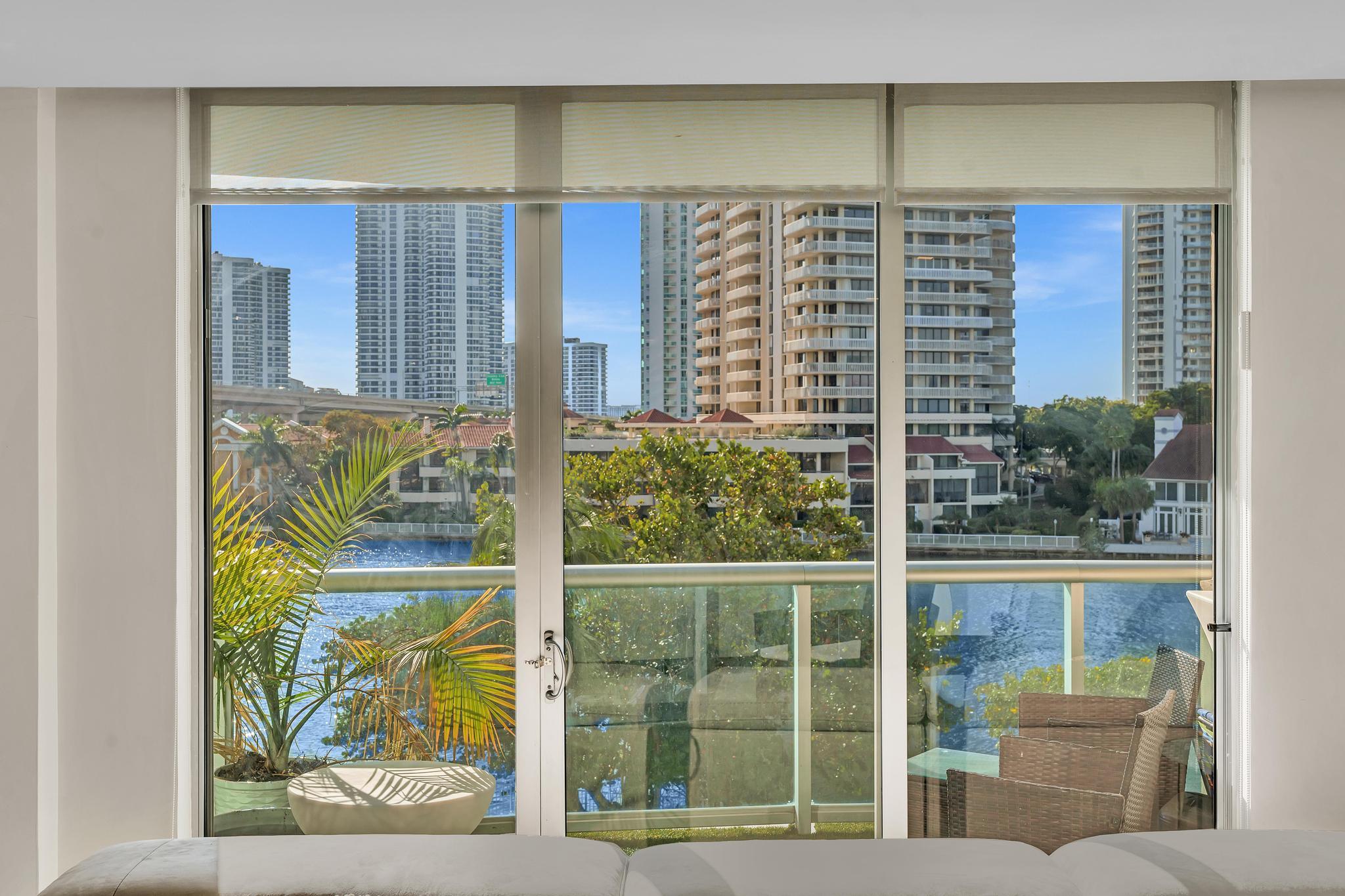 OCEANVIEW BUILDING A CONDO - Residential