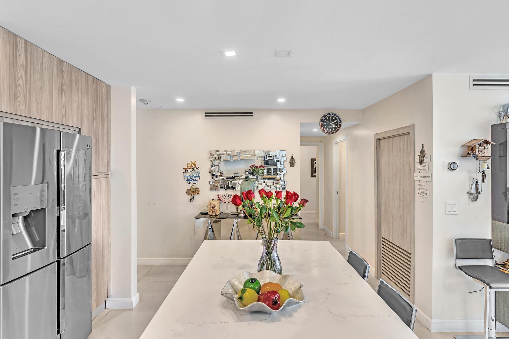OCEANVIEW BUILDING A CONDO - Residential