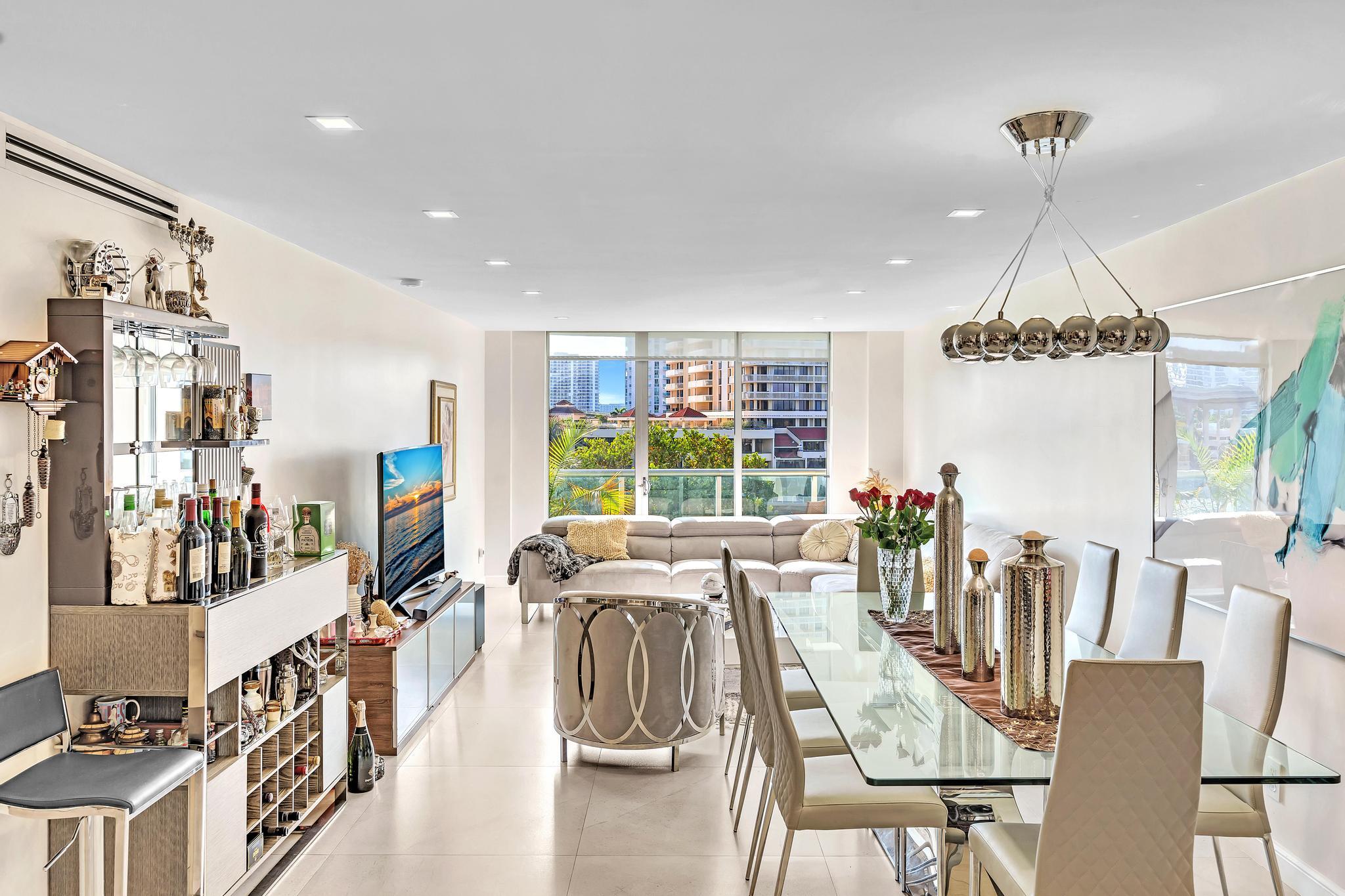 OCEANVIEW BUILDING A CONDO - Residential